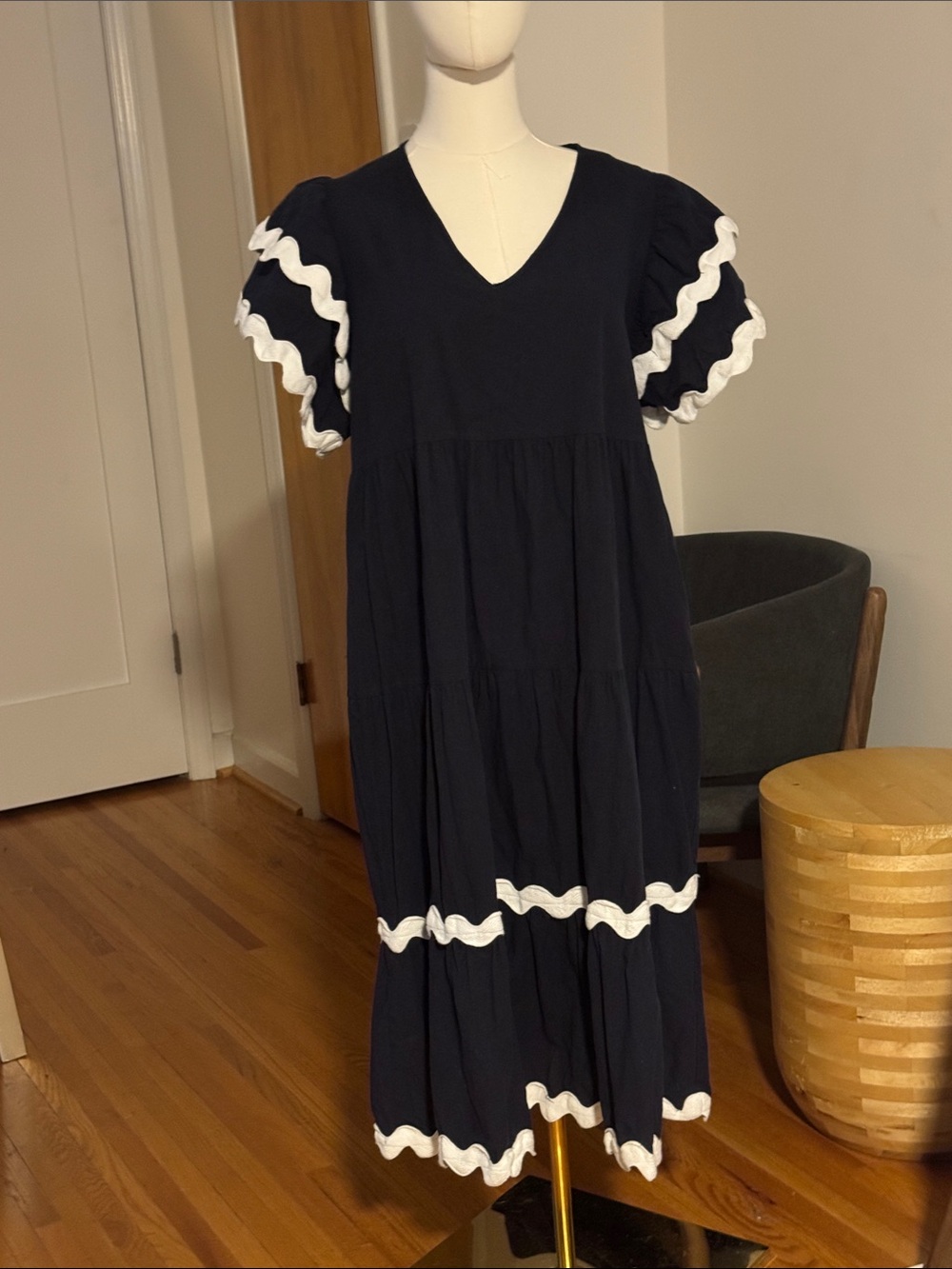White Closet Elements Navy Blue and White Ric Rac tiered Midi, XL